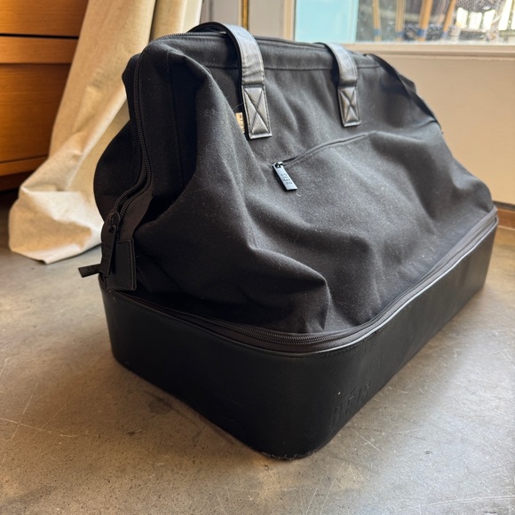 Beis Weekender Bag - Picture 8 of 8